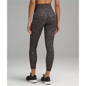 LULULEMON‎ Wunder Train High Rise Tight Leggings 25” Multicolor Women’s Size 6
